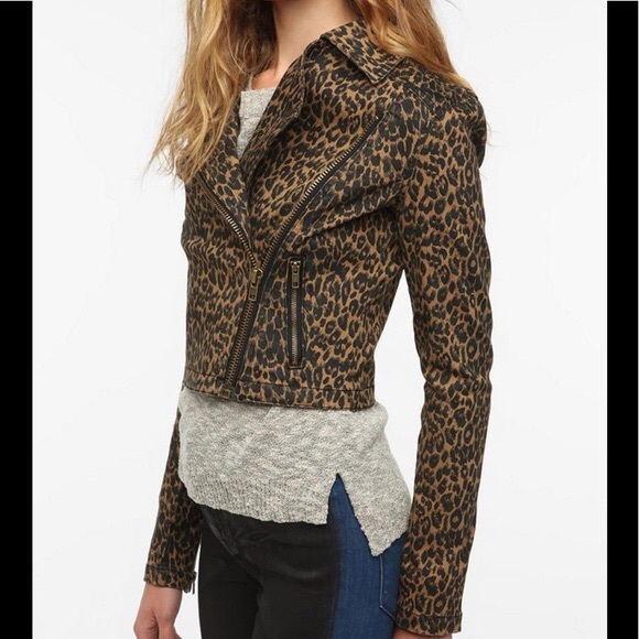 SILENCE + NOISE LEOPARD MOTO JACKET - Picture 2 of 8